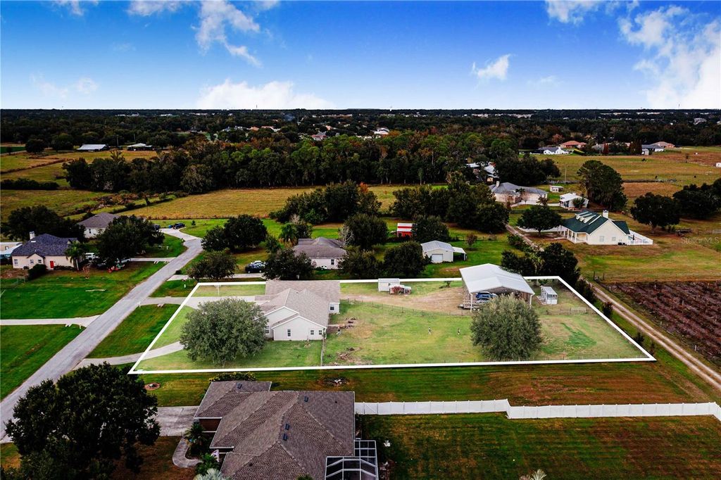 Photo of 4510 Holloway Creek Drive, Plant City, FL 33567 (MLS # L4958014)