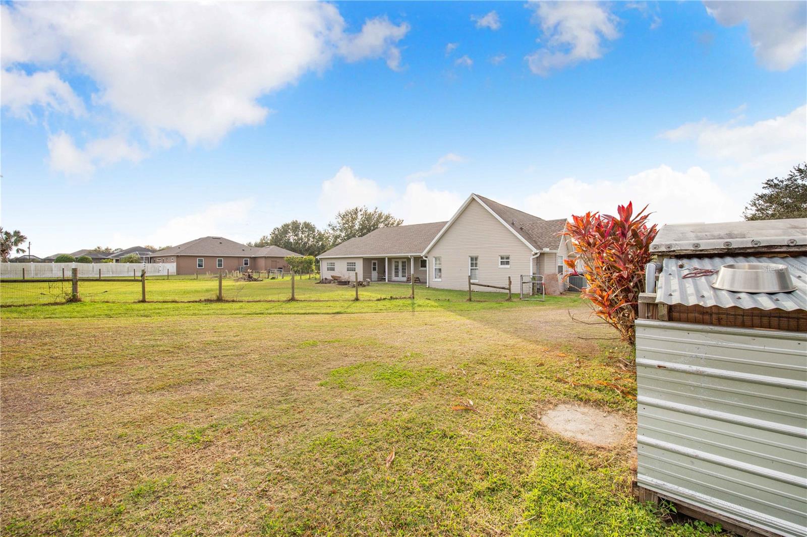 HOLLOWAY CREEK - Residential