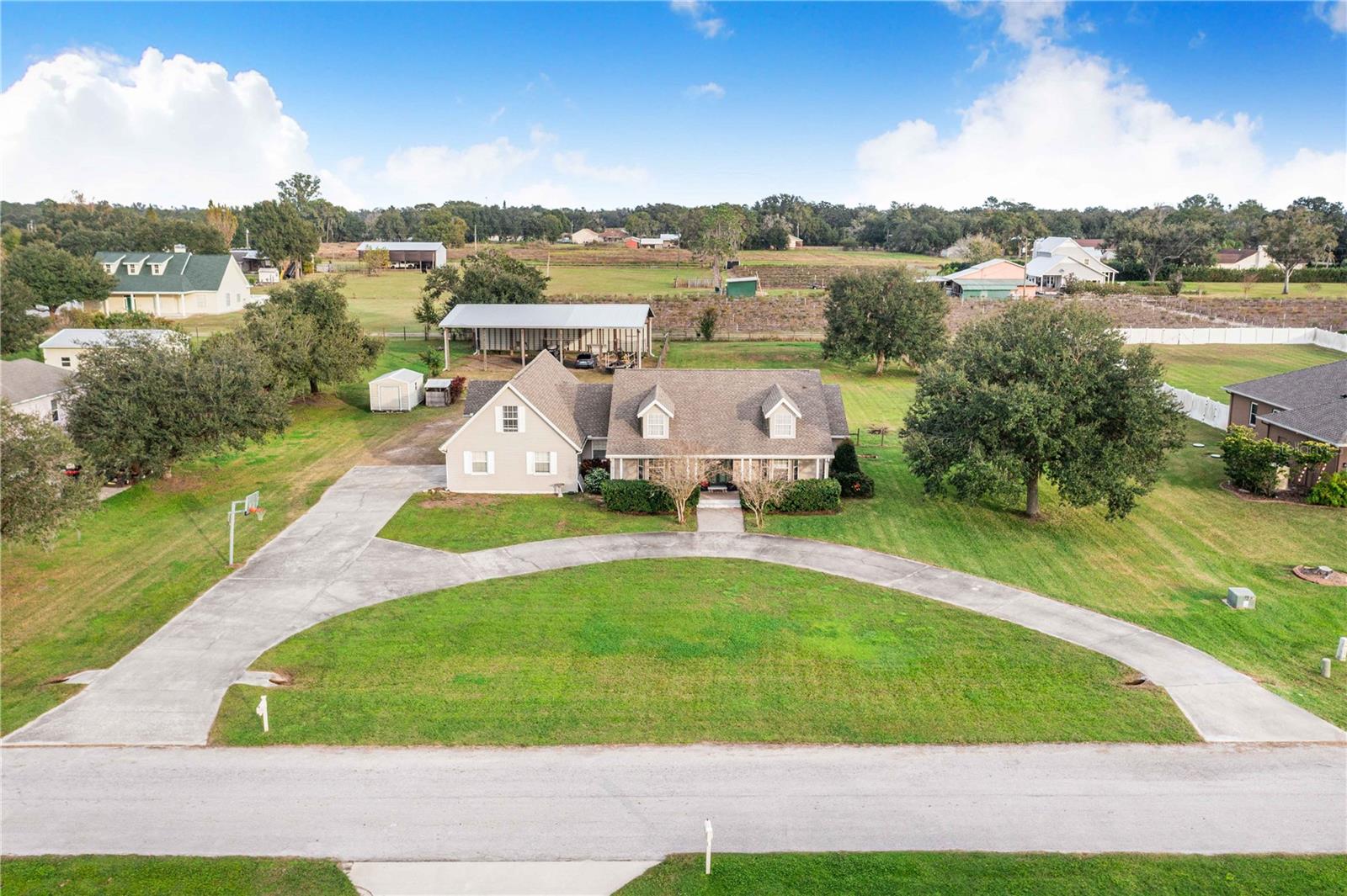 HOLLOWAY CREEK - Residential