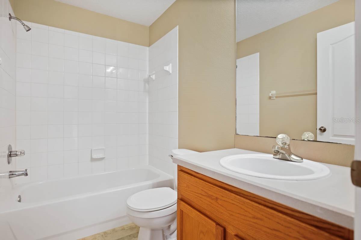 FISHHAWK RANCH PH 2 PRCL - Residential Lease