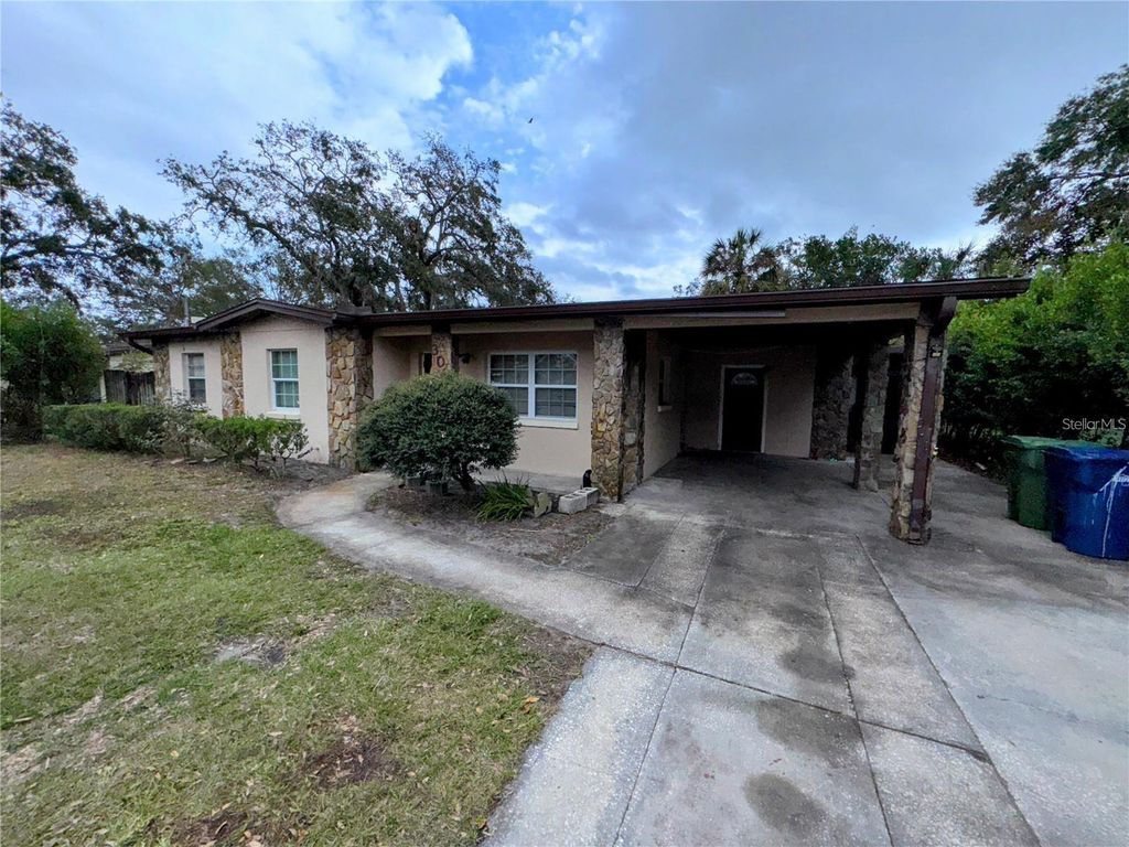 Photo of 3011 E Flora Street, Tampa, FL 33610 (MLS # TB8497313)