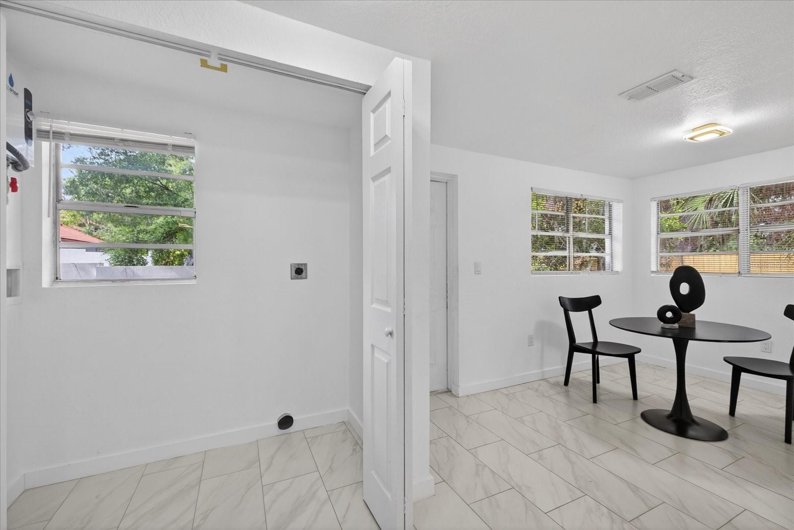 RIVER OAKS SUB - Residential