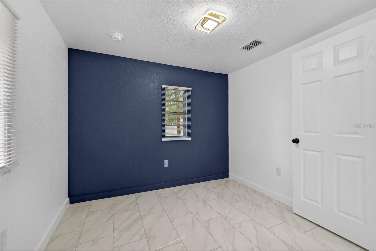 RIVER OAKS SUB - Residential