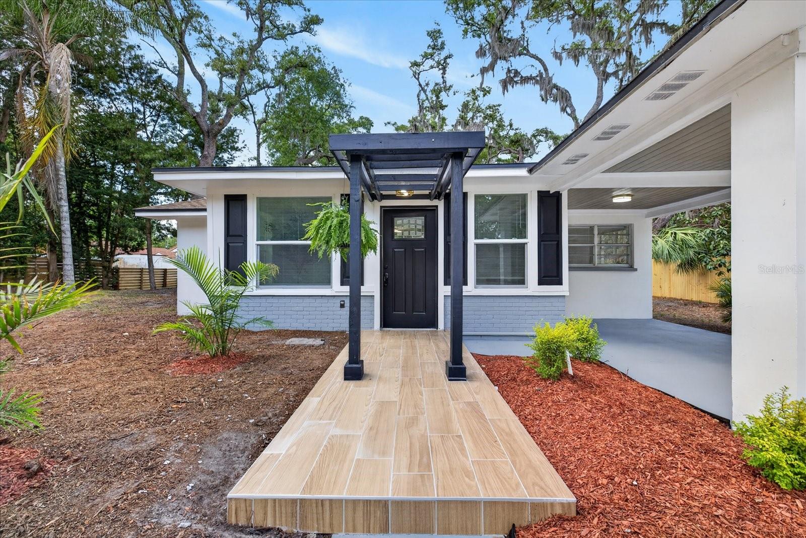 RIVER OAKS SUB - Residential