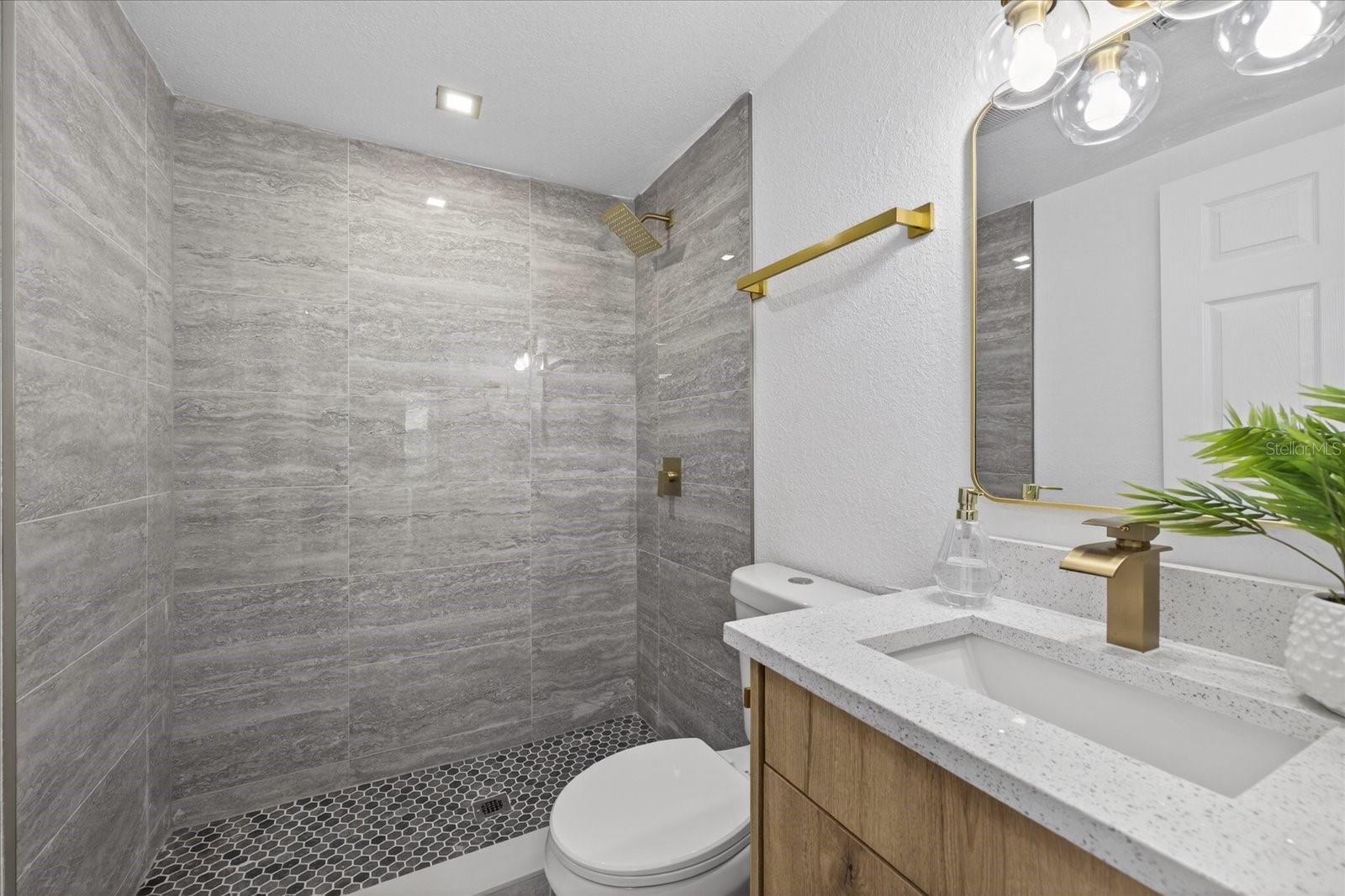 RIVER OAKS SUB - Residential