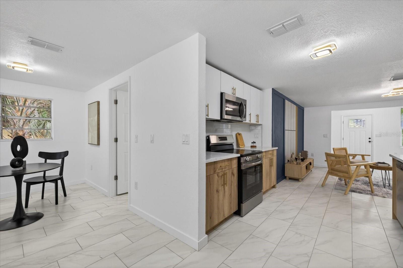 RIVER OAKS SUB - Residential