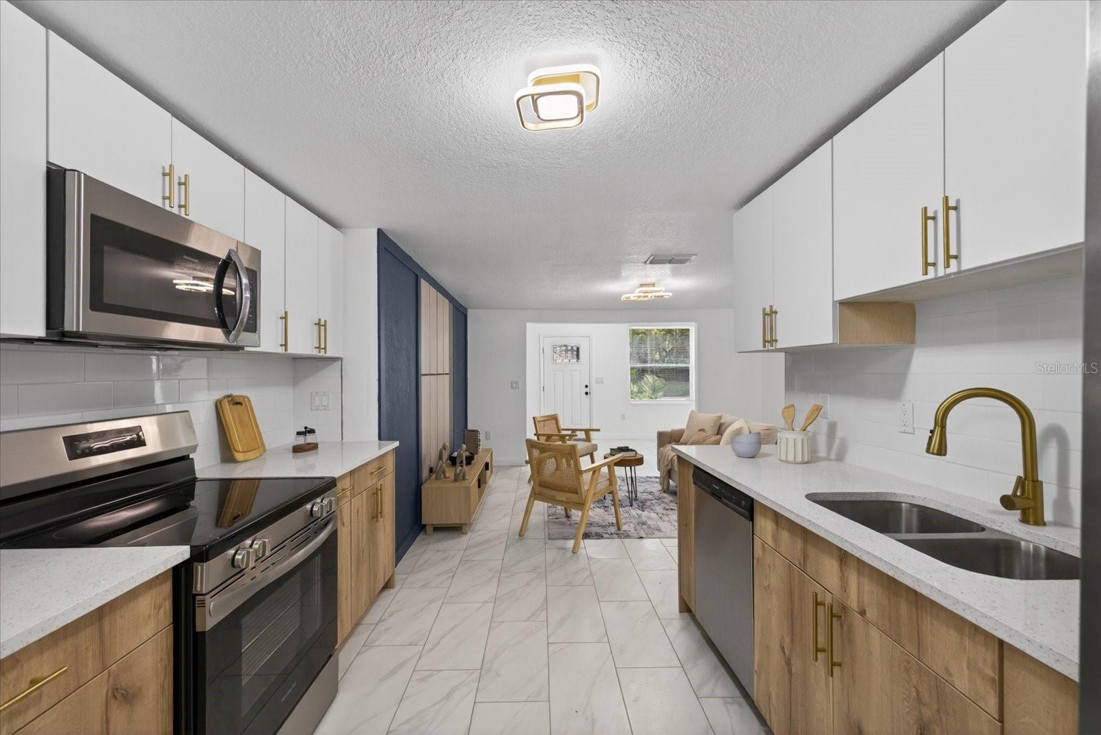 RIVER OAKS SUB - Residential