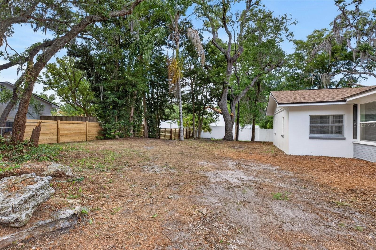 RIVER OAKS SUB - Residential