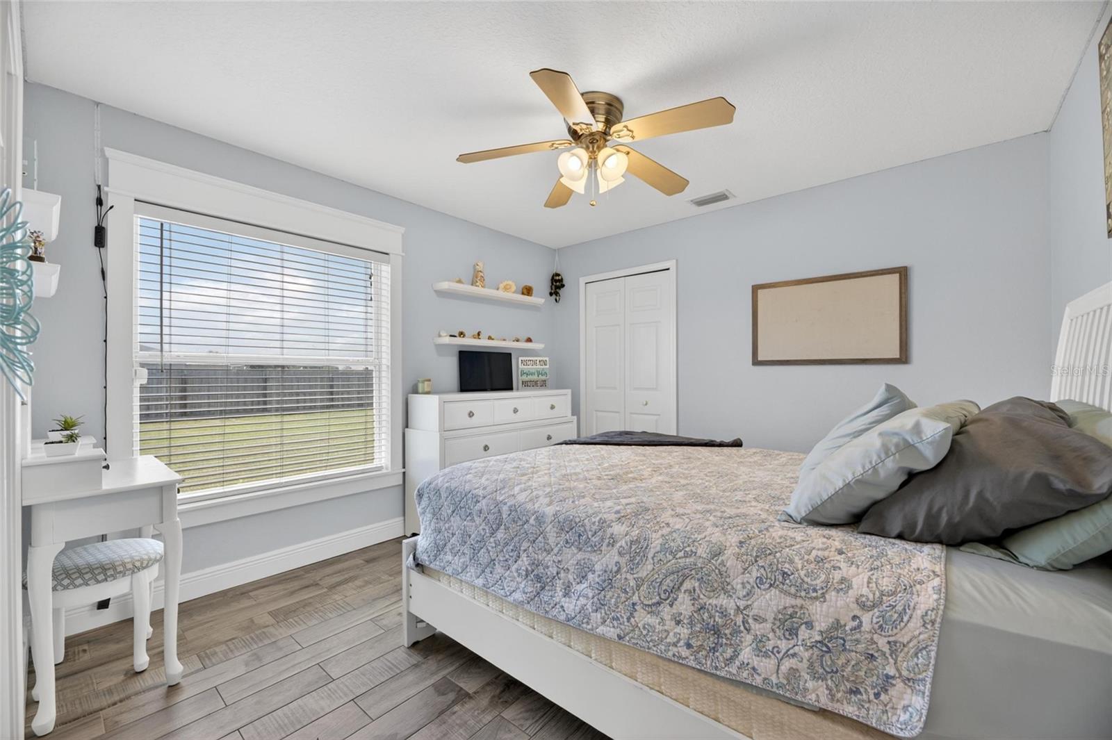 WINDMILL POINTE - Residential