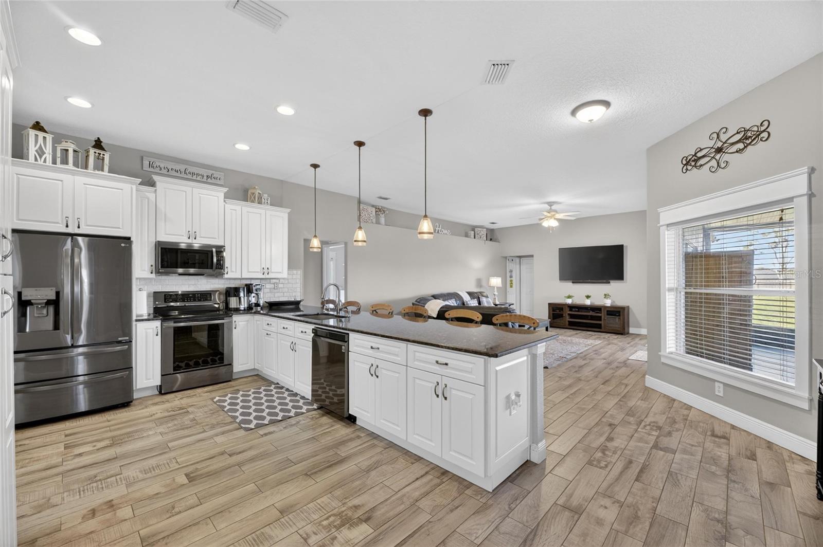 WINDMILL POINTE - Residential