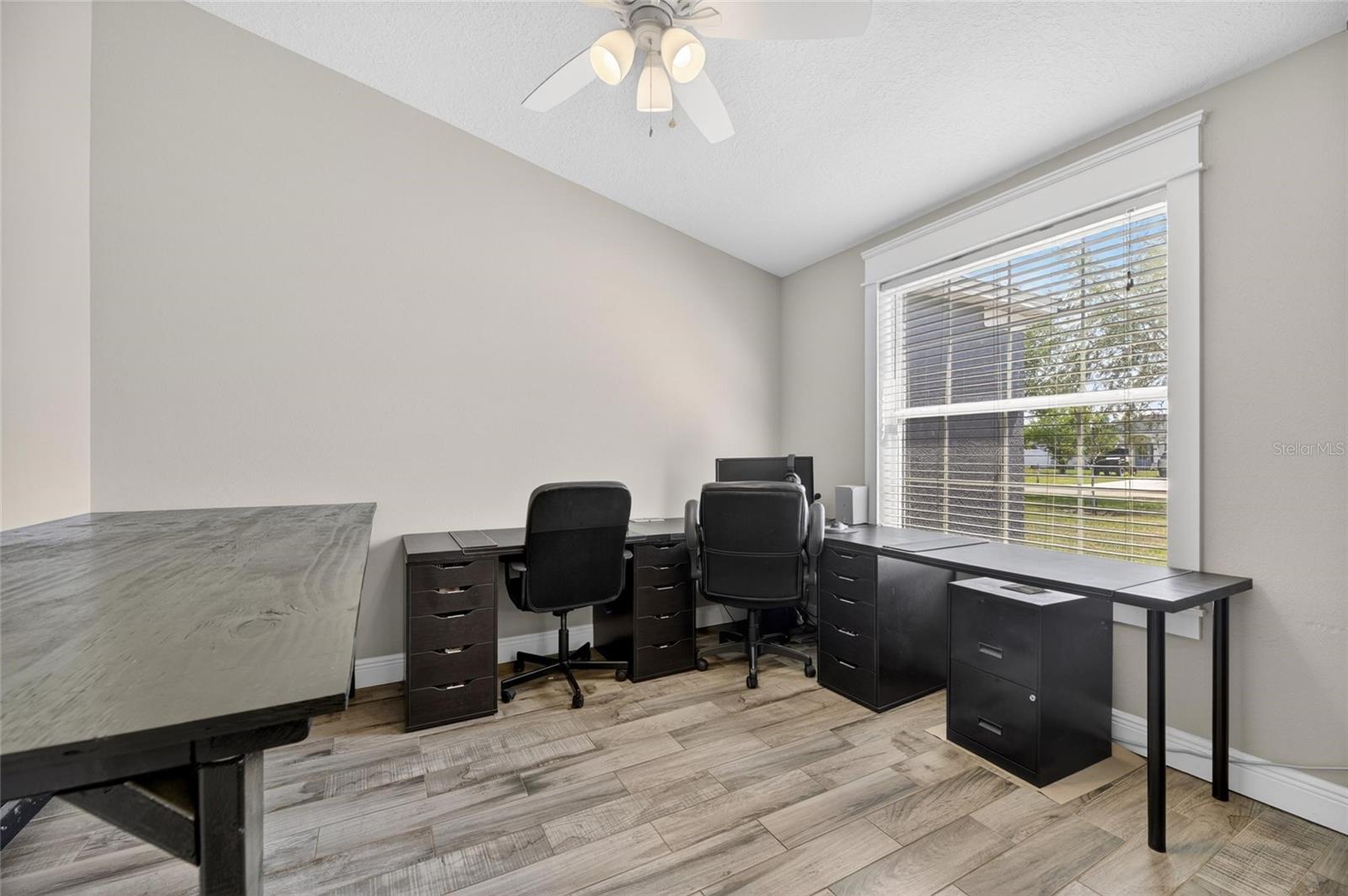 WINDMILL POINTE - Residential