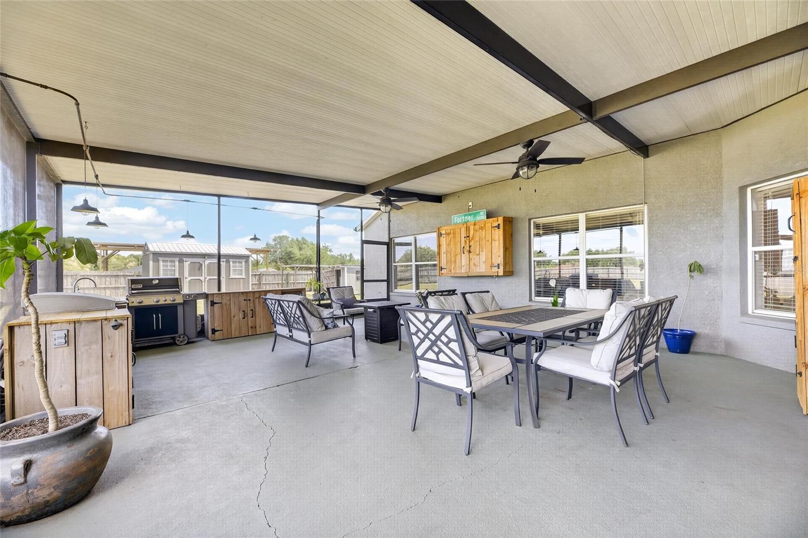 WINDMILL POINTE - Residential