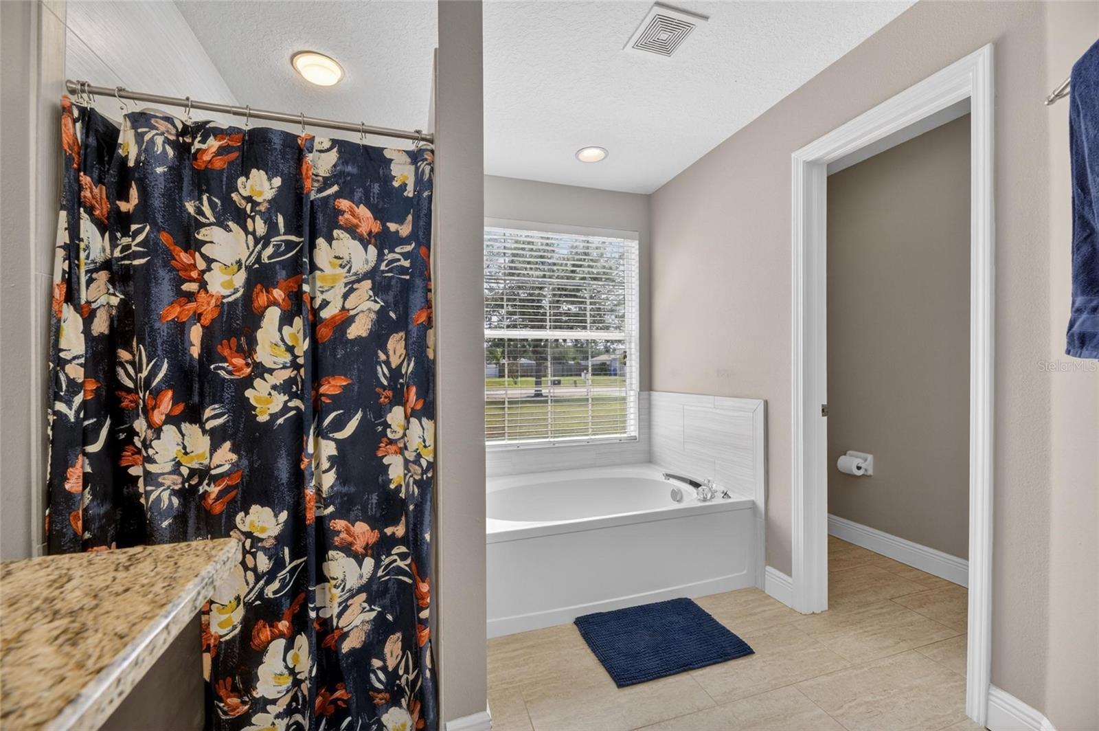 WINDMILL POINTE - Residential