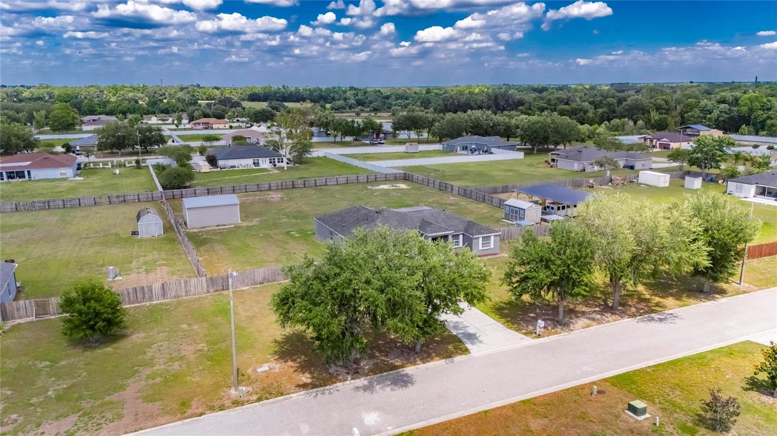 WINDMILL POINTE - Residential
