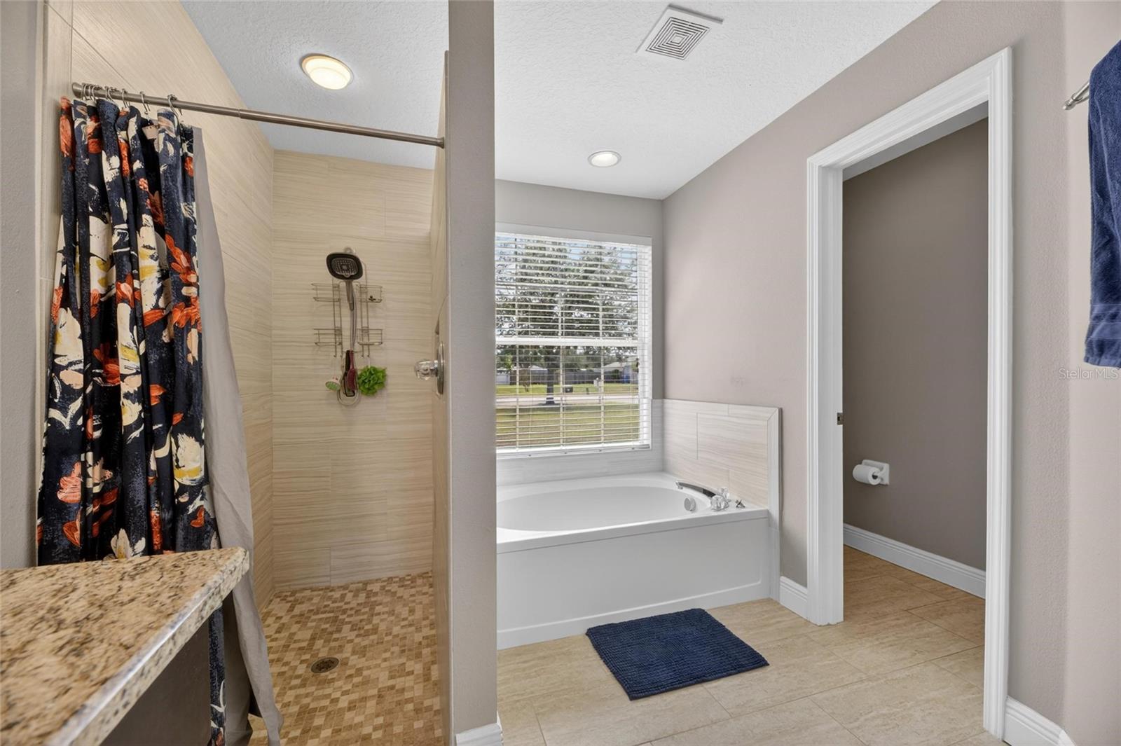 WINDMILL POINTE - Residential