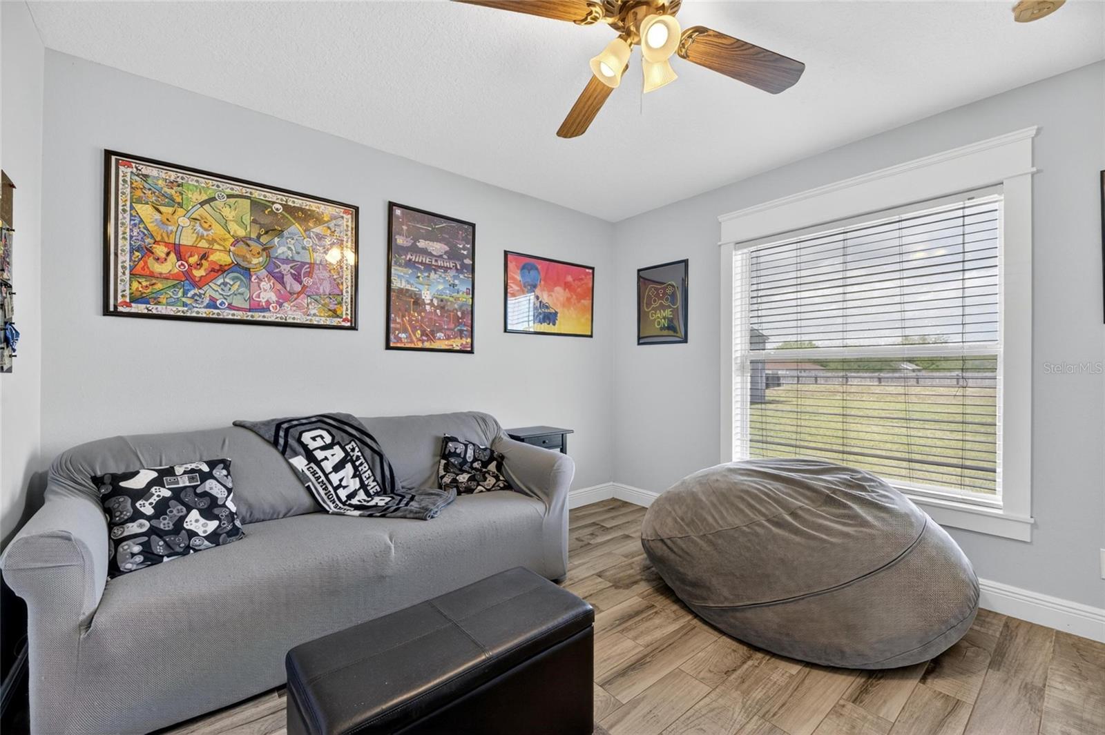 WINDMILL POINTE - Residential