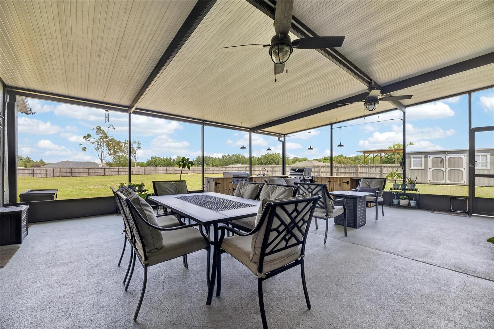 WINDMILL POINTE - Residential