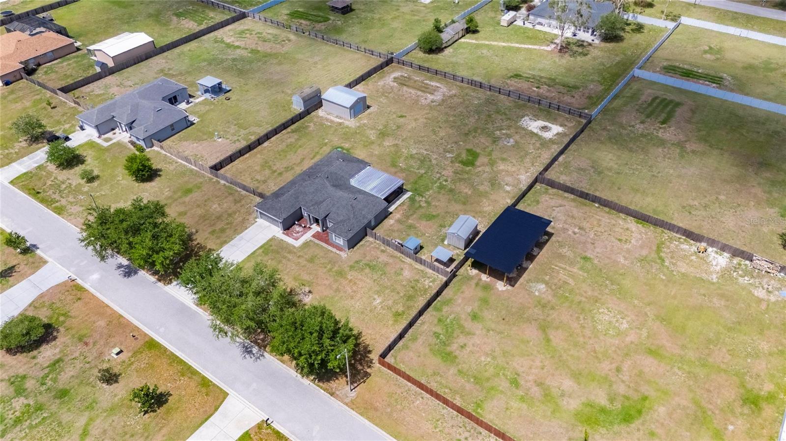 WINDMILL POINTE - Residential