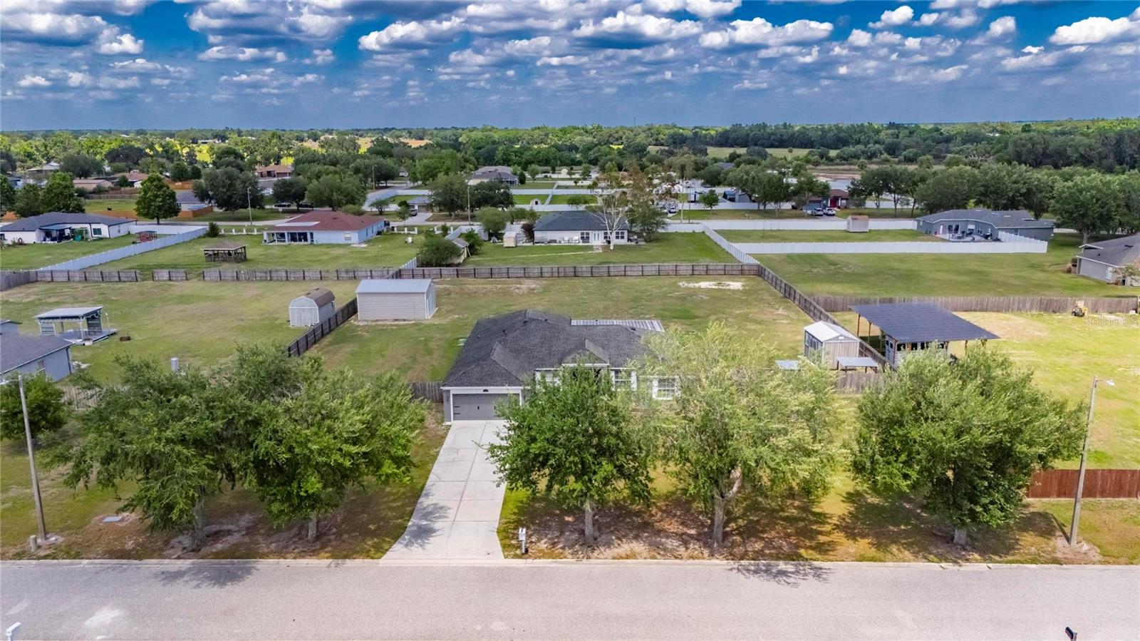 WINDMILL POINTE - Residential