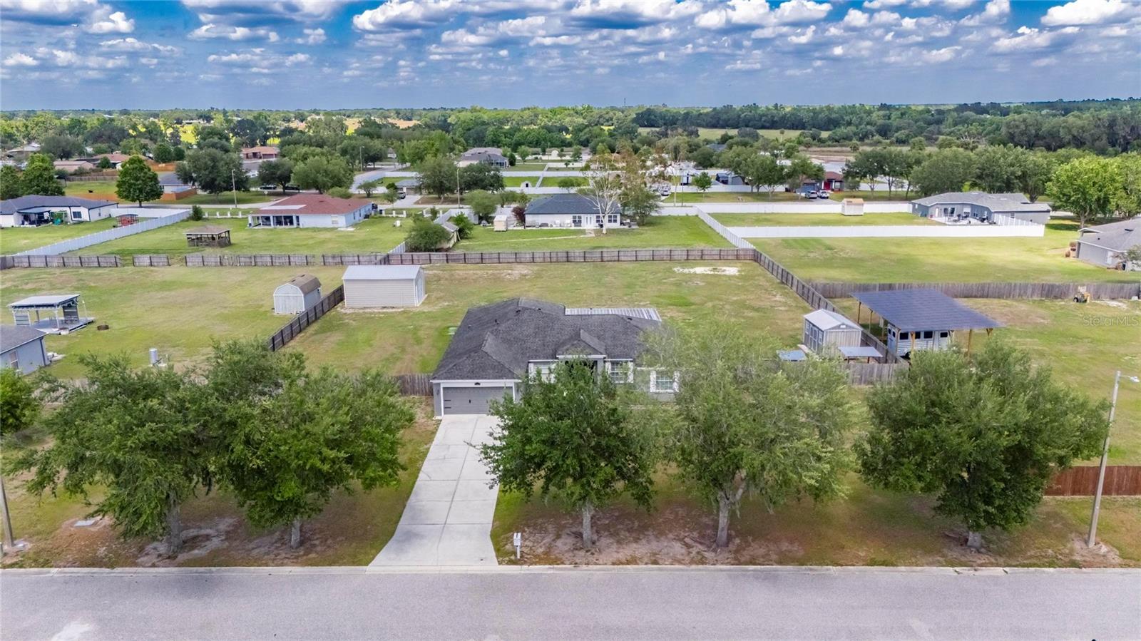 WINDMILL POINTE - Residential