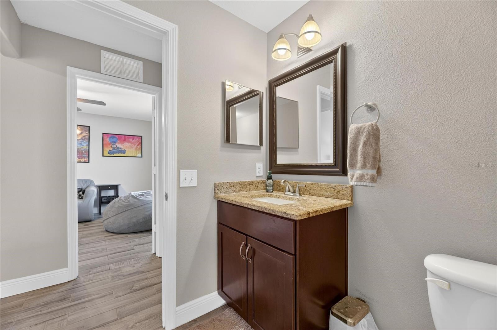 WINDMILL POINTE - Residential