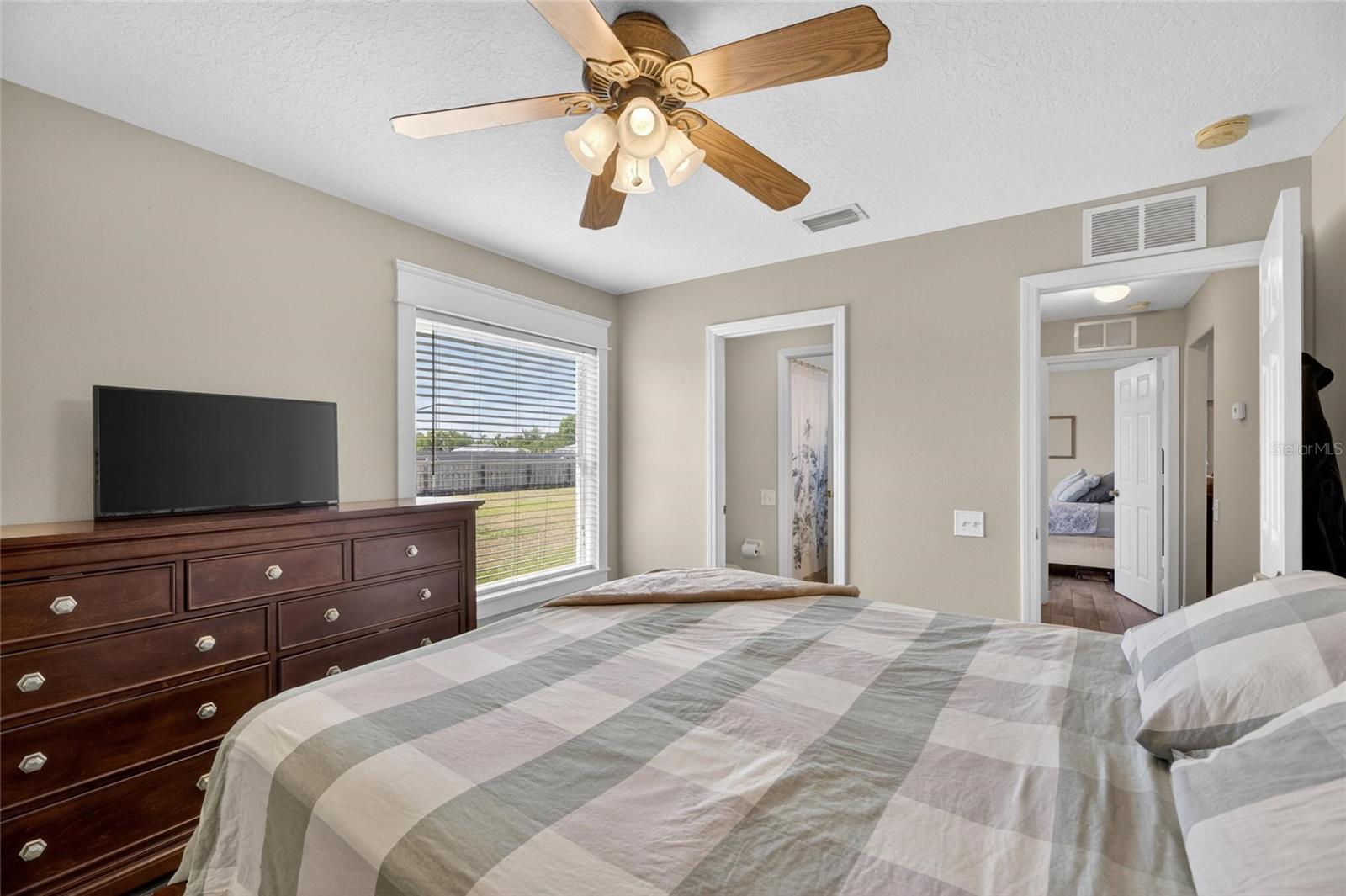 WINDMILL POINTE - Residential