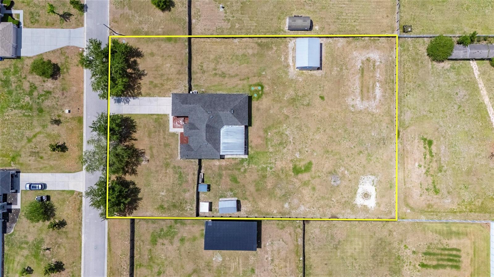 WINDMILL POINTE - Residential