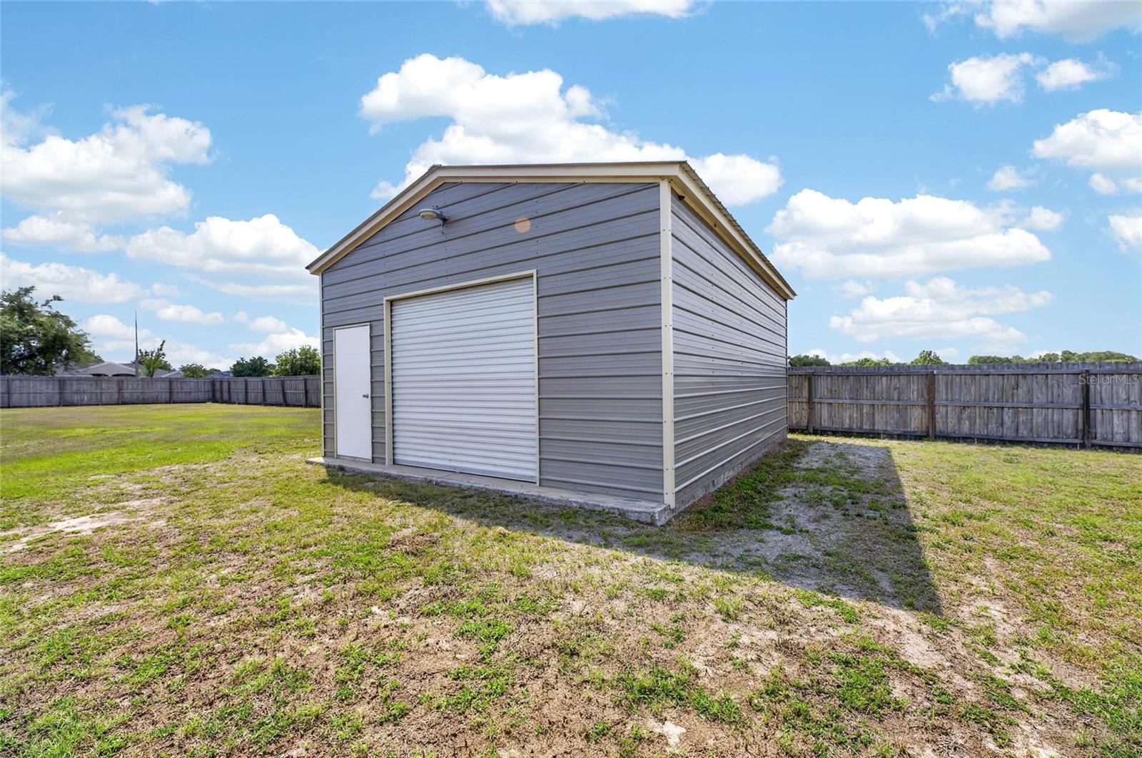 WINDMILL POINTE - Residential