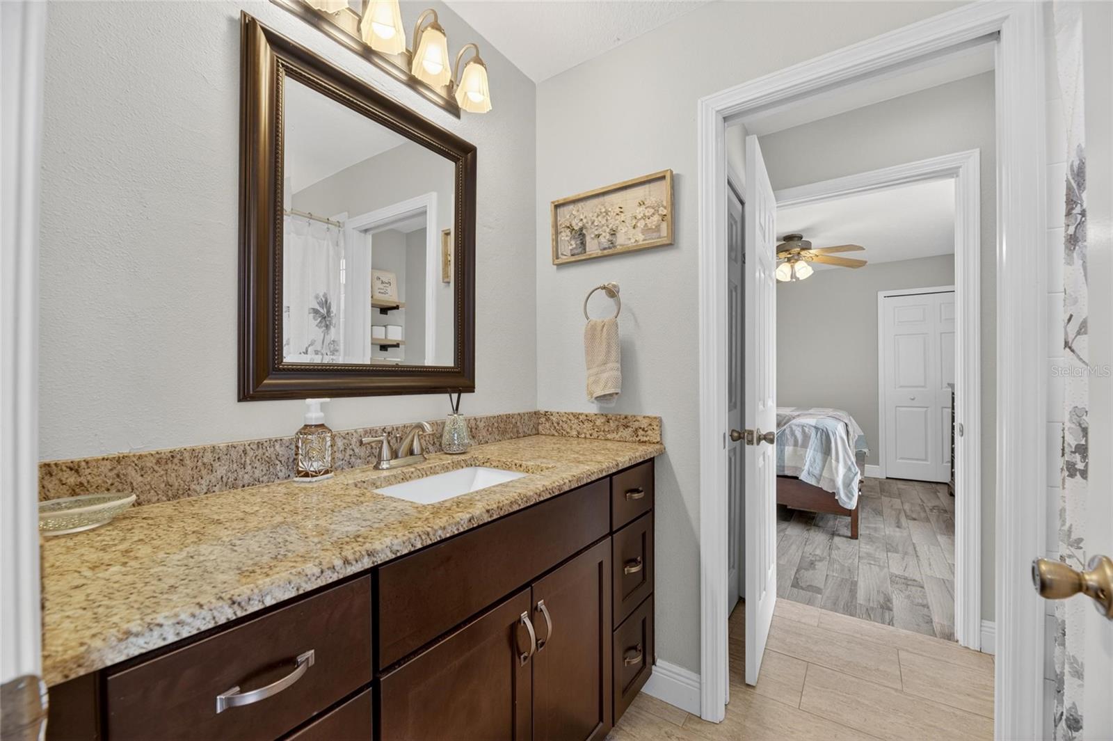WINDMILL POINTE - Residential