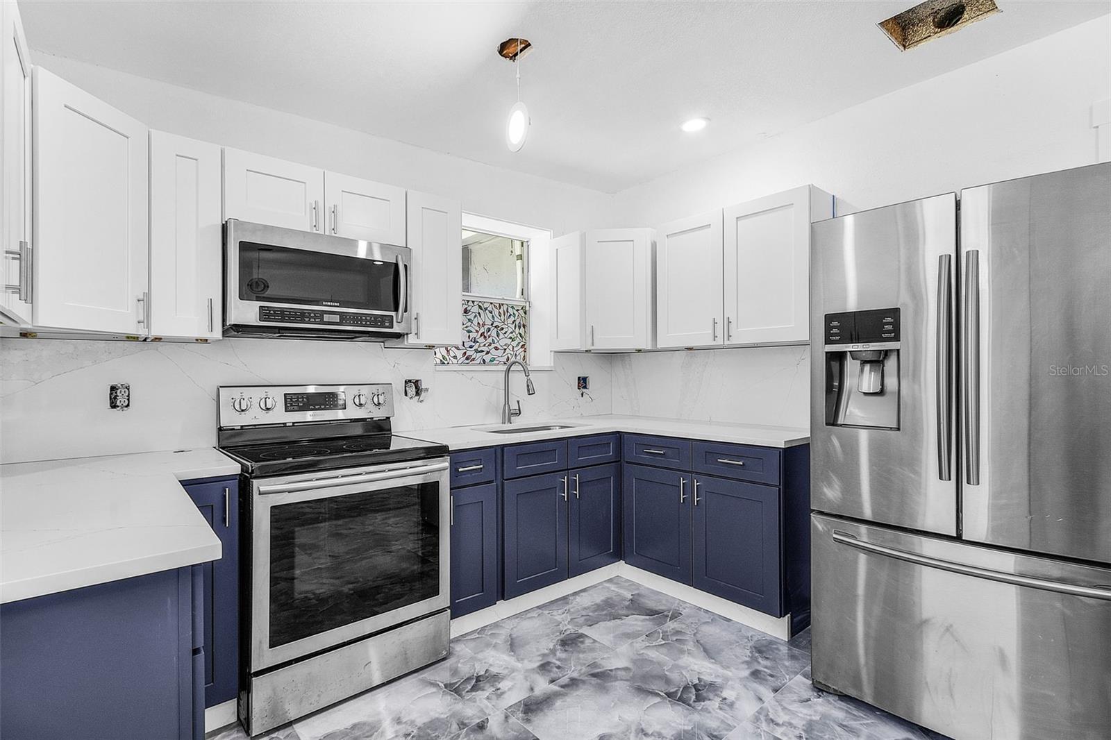 3938 VANA DRIVE