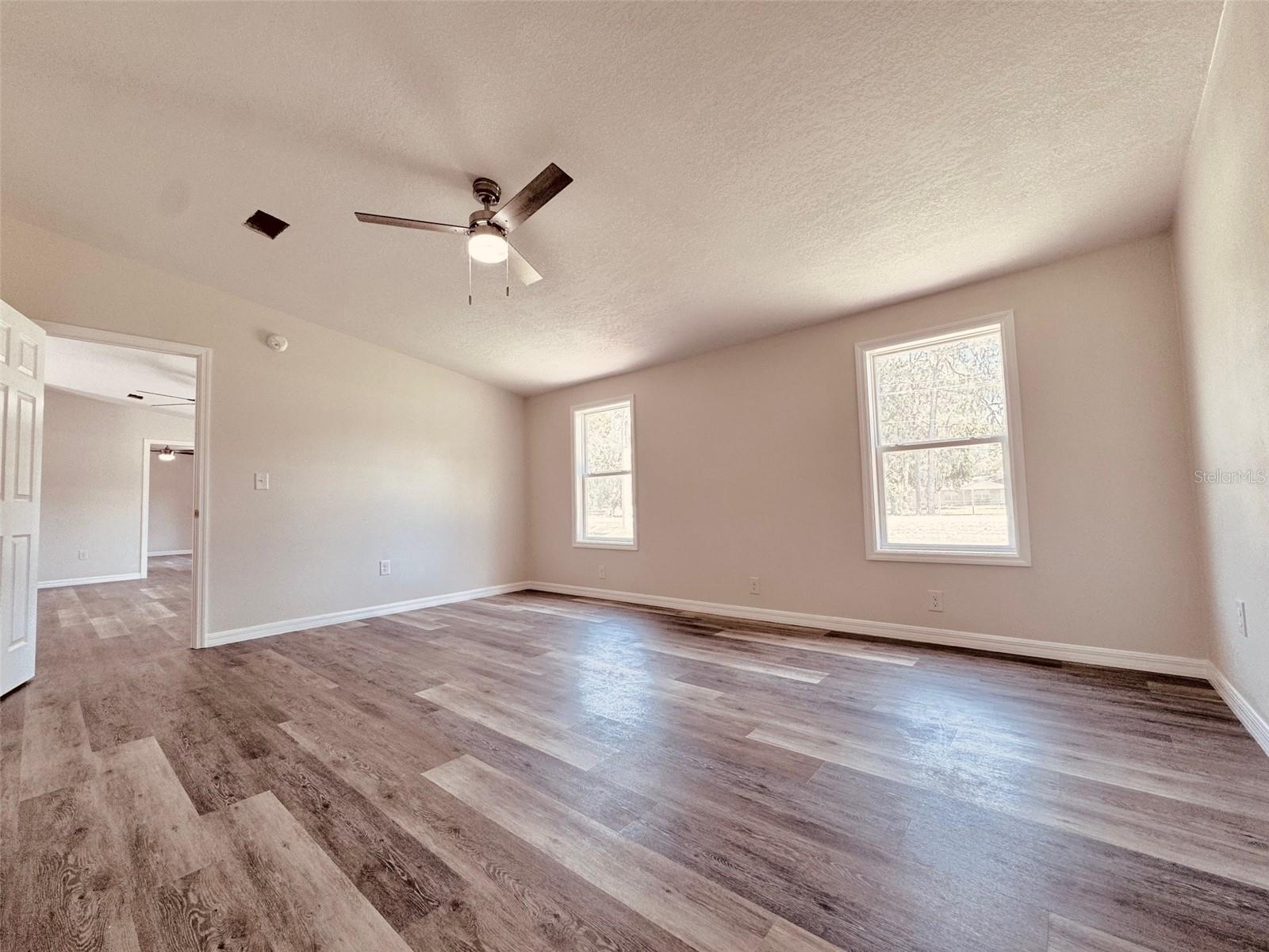 PAULA HEIGHTS - Residential