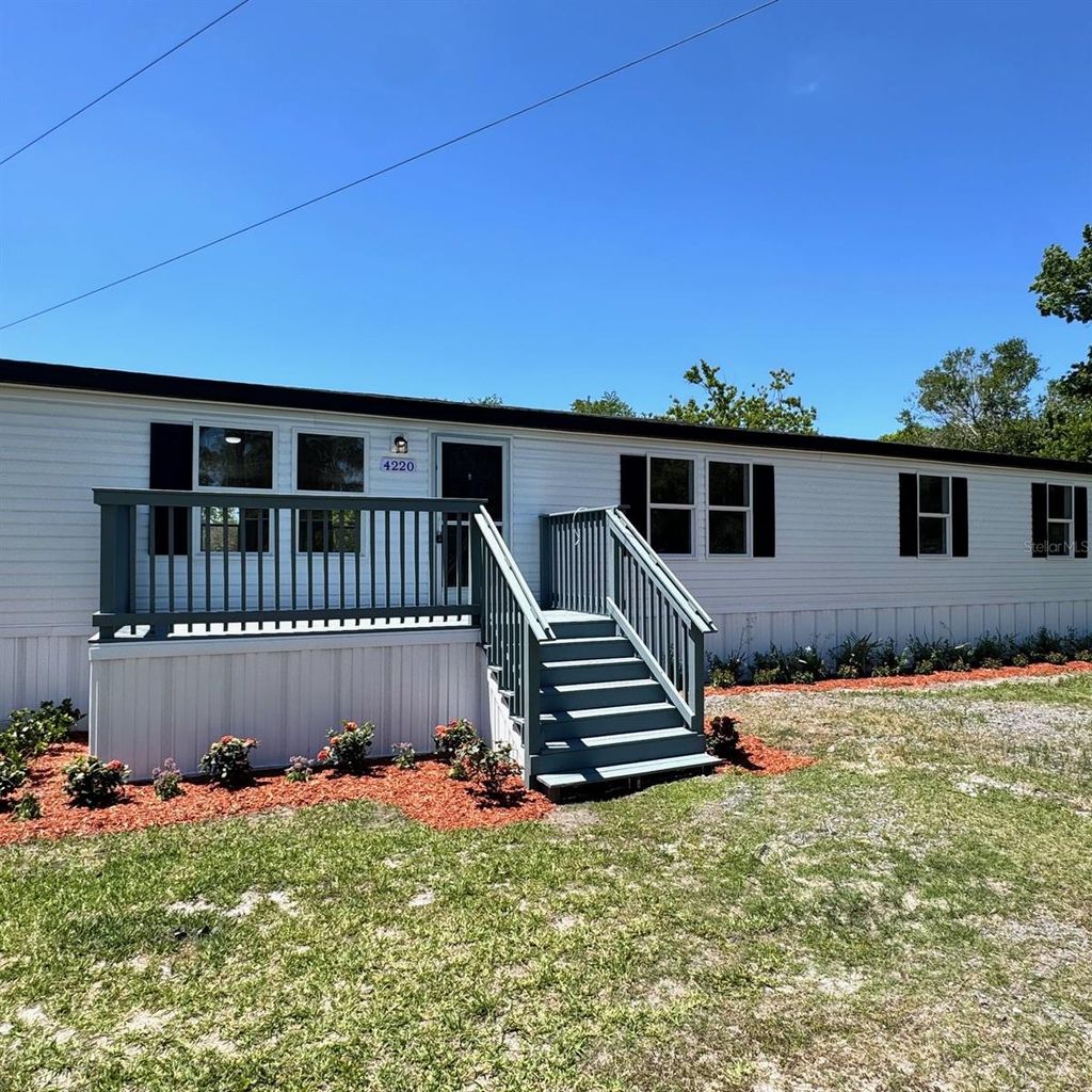 Photo of 4220 Old Dixie Highway, Auburndale, FL 33823 (MLS # B4902240)