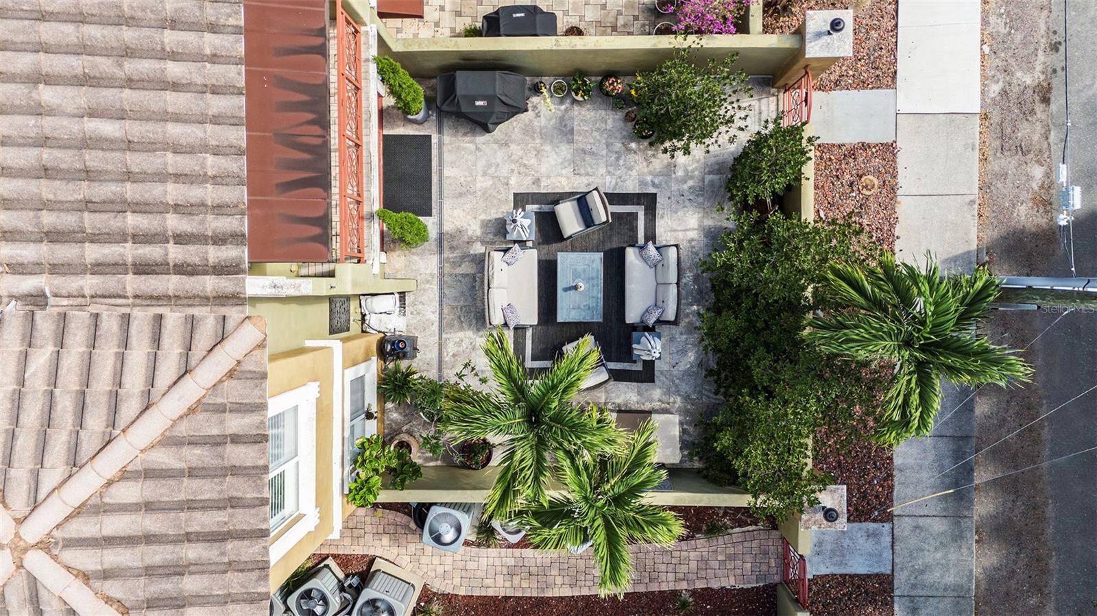 ASBURY PARK VILLAS & TOWNHOUSES - Residential