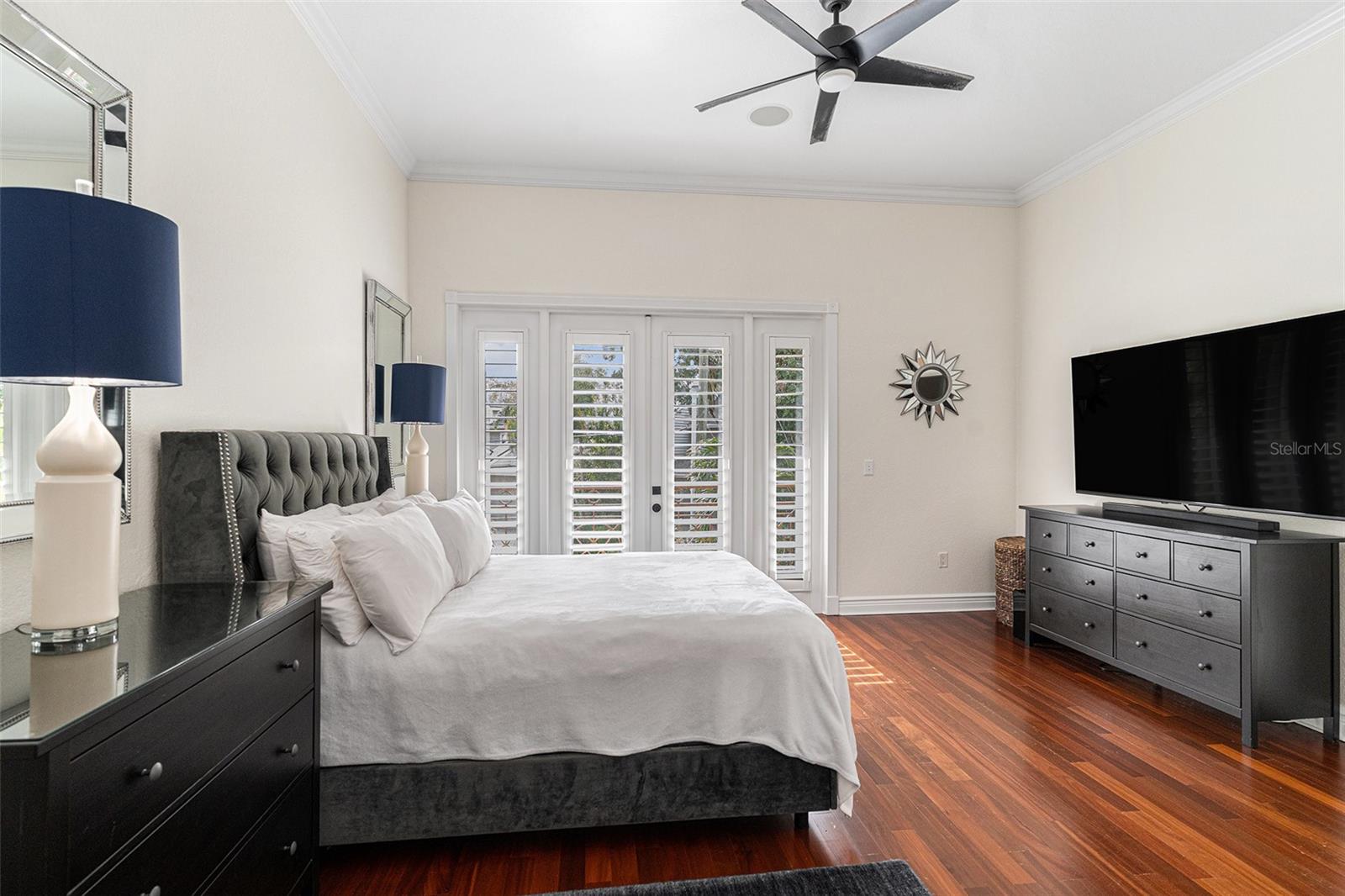ASBURY PARK VILLAS & TOWNHOUSES - Residential