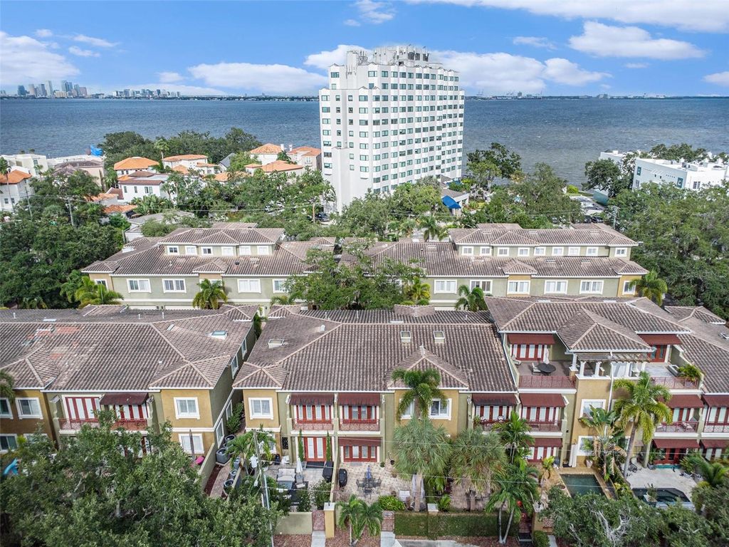 Photo of 4907 Bayshore Boulevard #121, Tampa, FL 33611 (MLS # TB8436597)
