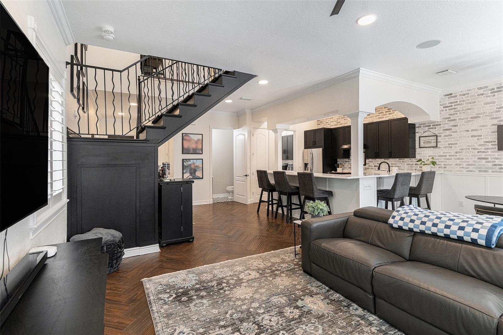 ASBURY PARK VILLAS & TOWNHOUSES - Residential