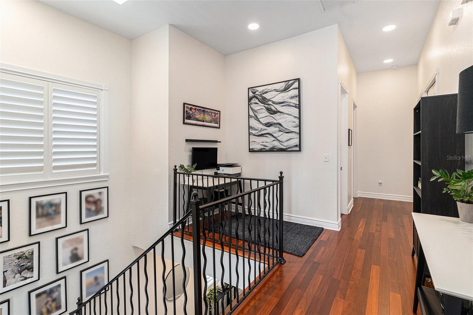 ASBURY PARK VILLAS & TOWNHOUSES - Residential