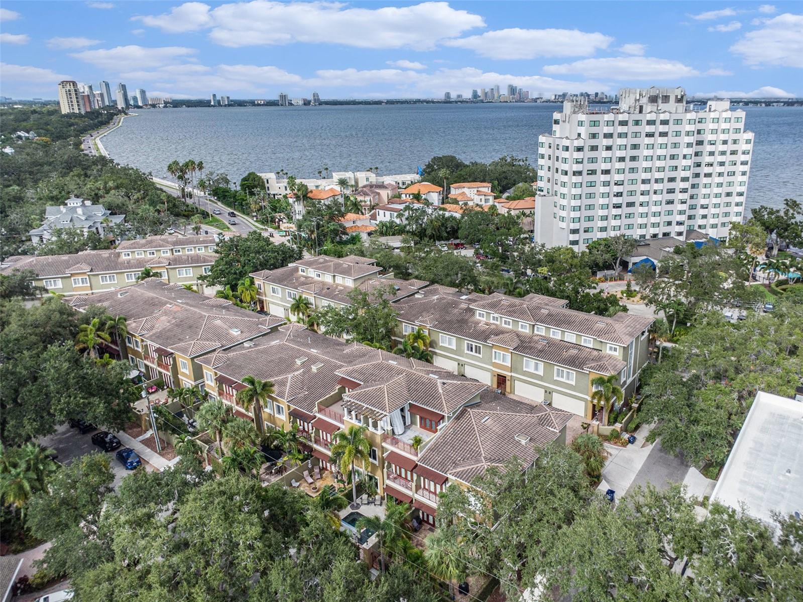 ASBURY PARK VILLAS & TOWNHOUSES - Residential