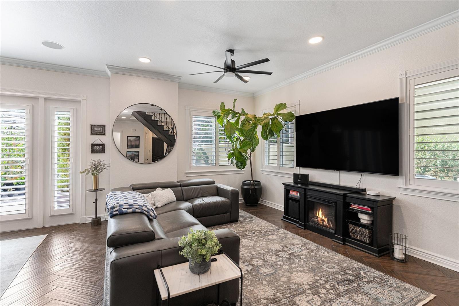 ASBURY PARK VILLAS & TOWNHOUSES - Residential