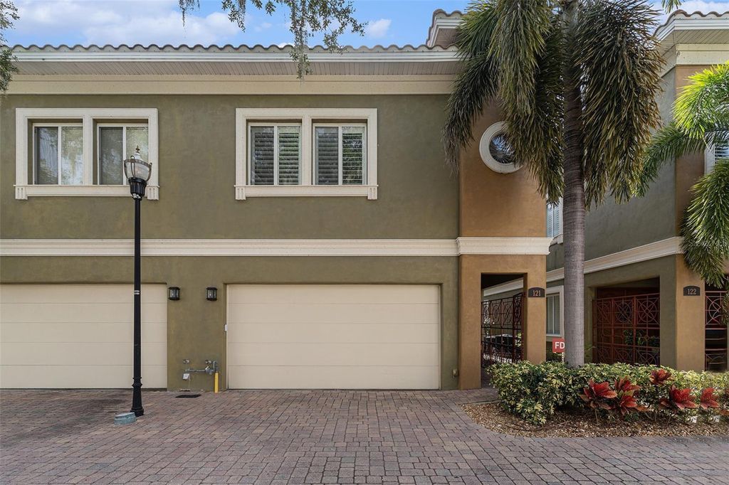 Photo of 4907 Bayshore Boulevard #121, Tampa, FL 33611 (MLS # TB8436597)