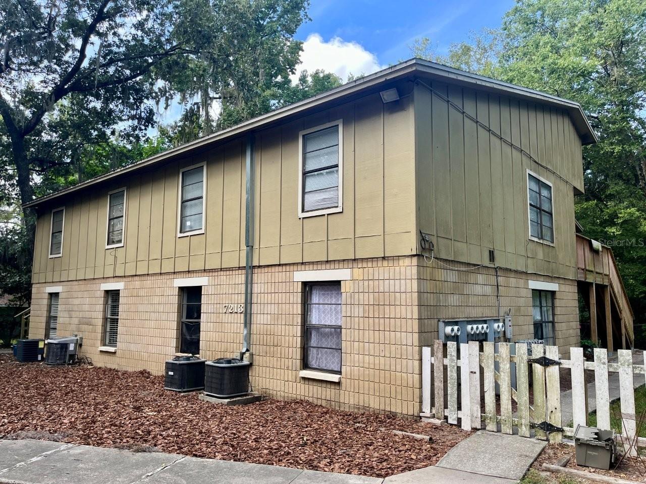7213 SW 44TH PLACE