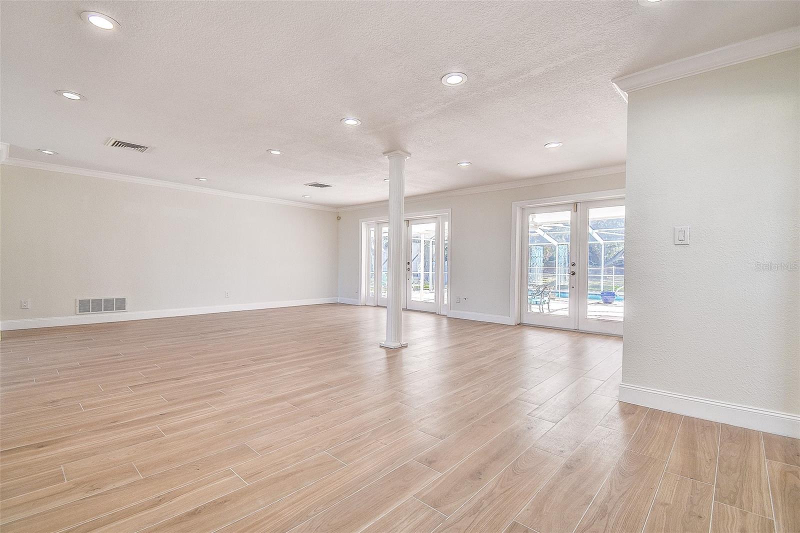 ORANGE HEIGHTS - Residential