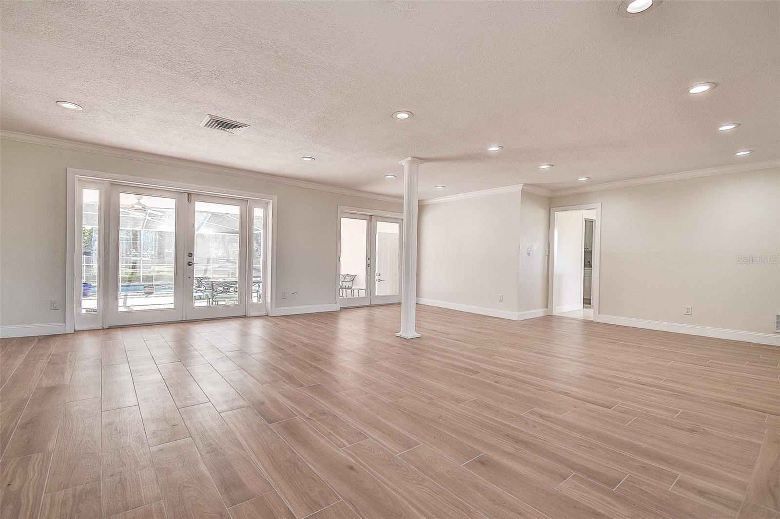 ORANGE HEIGHTS - Residential