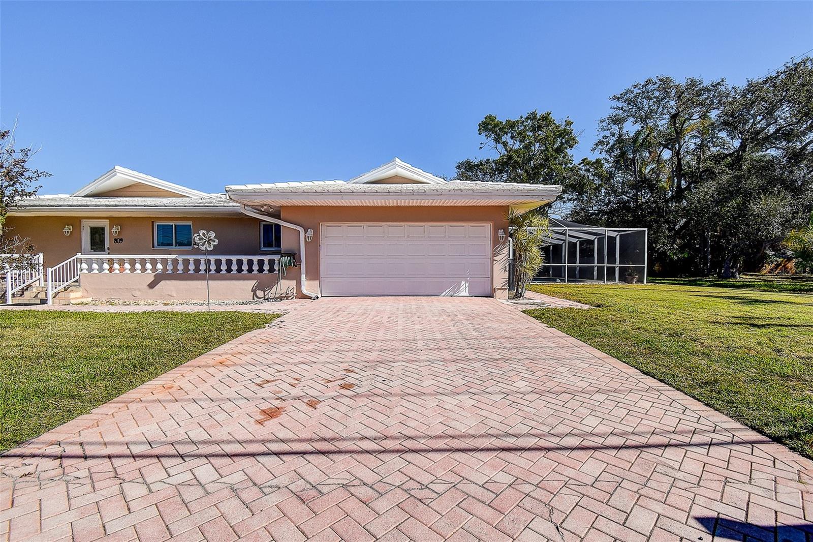 ORANGE HEIGHTS - Residential