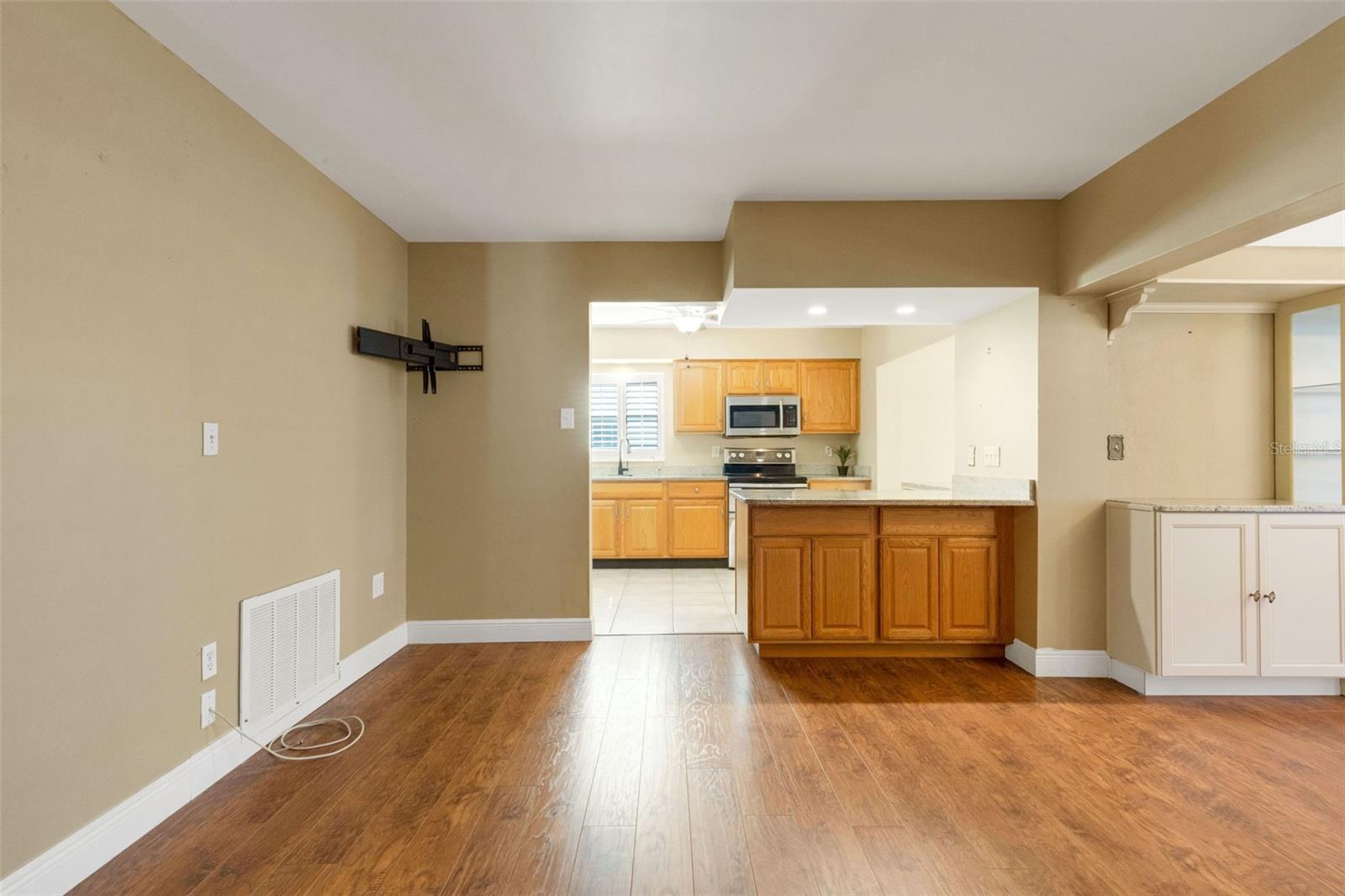 HIGHLAND LAKES - Residential