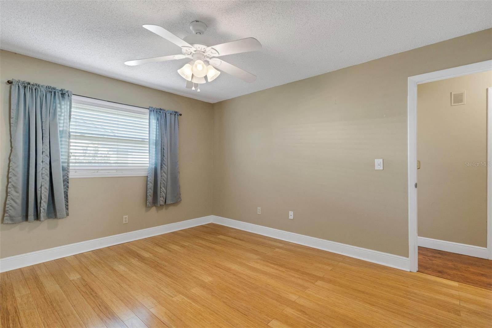 HIGHLAND LAKES - Residential