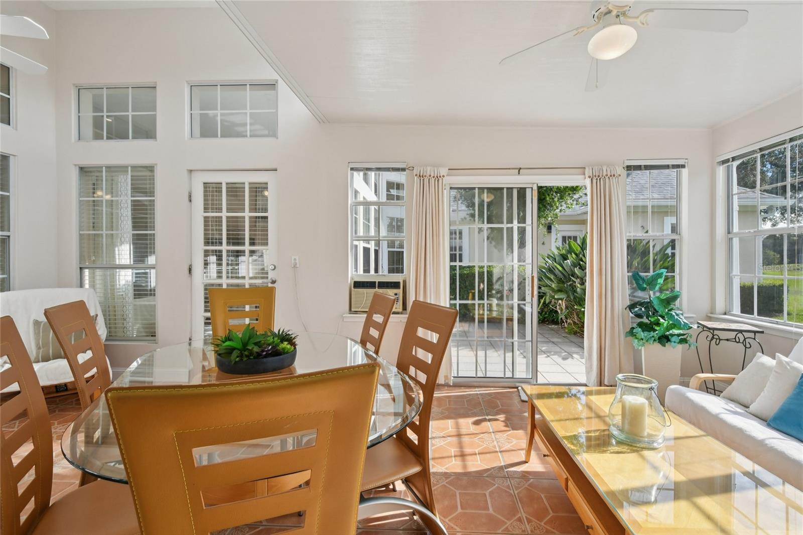 DEERCREEK COUNTRY CLUB 01 - Residential