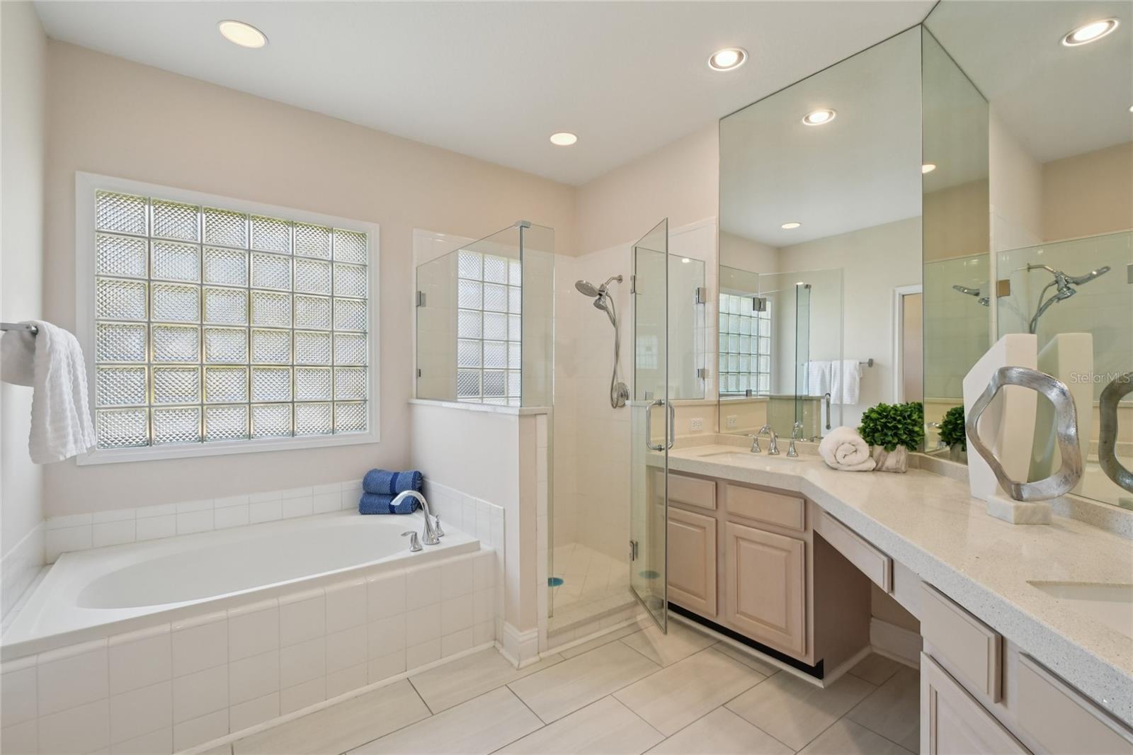 DEERCREEK COUNTRY CLUB 01 - Residential