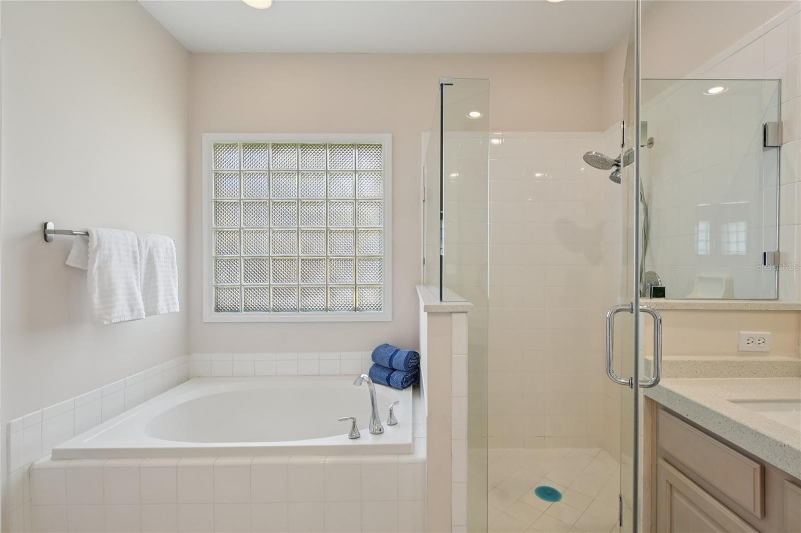 DEERCREEK COUNTRY CLUB 01 - Residential