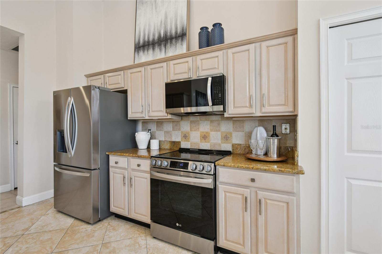 DEERCREEK COUNTRY CLUB 01 - Residential